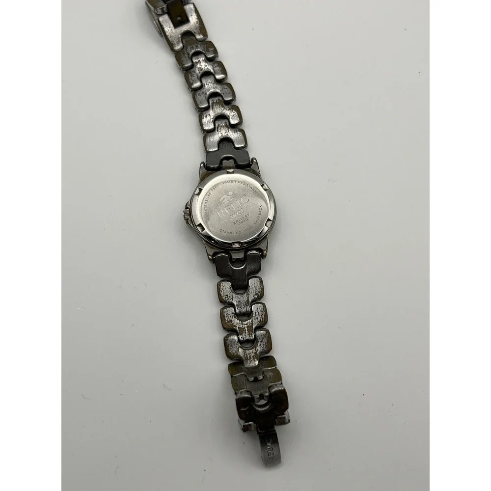 Relic Wet Womens Watch Silver Tone Blue Dial Date ZR11597 Water Resistant 165ft